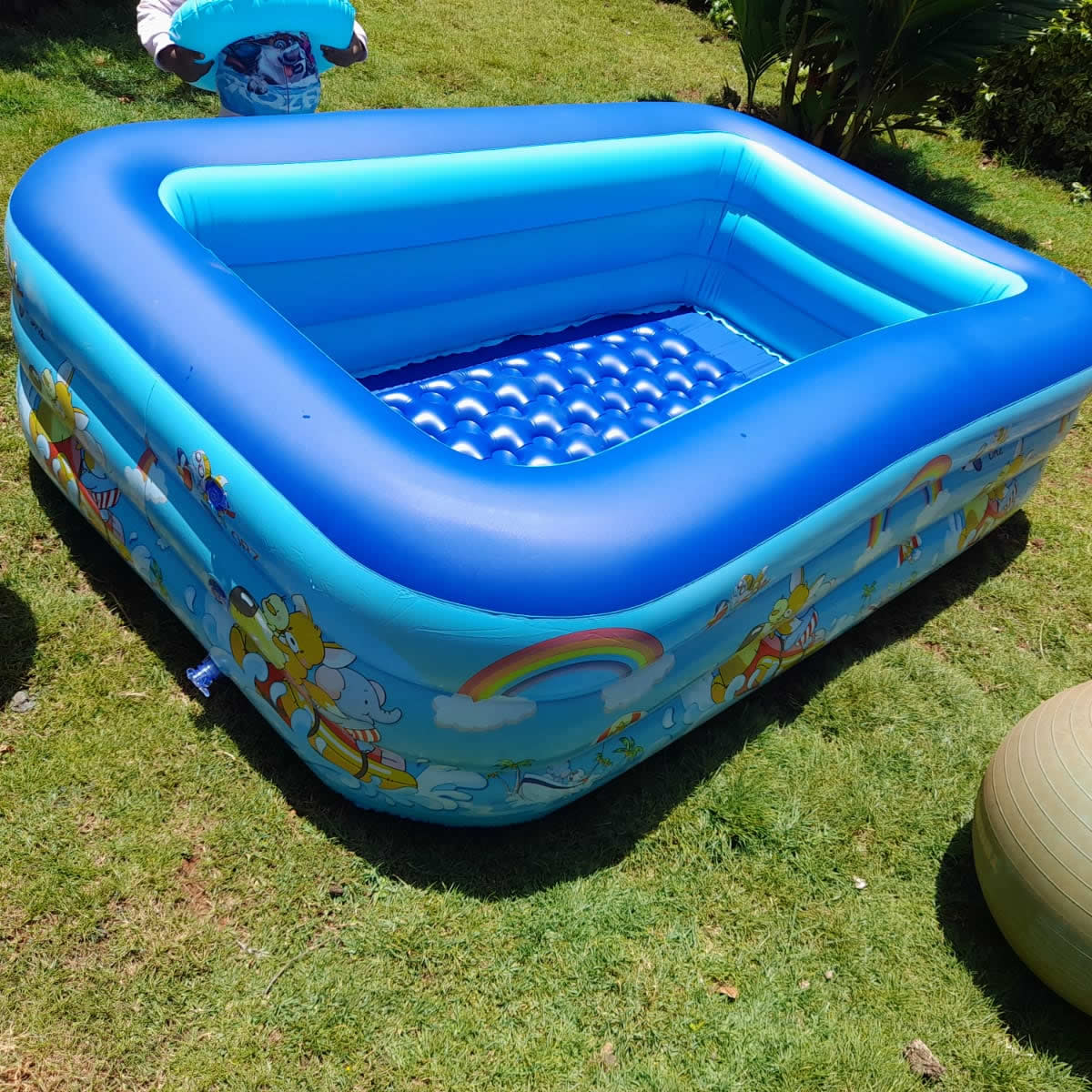 Inflatable Family Swimming Pool Large Capacity Outdoor Swimming Pool 2.1m1.5m0.6m 5